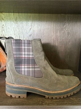 Timberland Suede Chelsea Boots in Grey with Plaid Panel